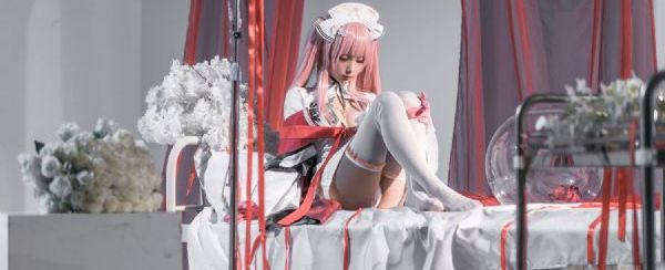 欧美超强虐腹_720手机在线看